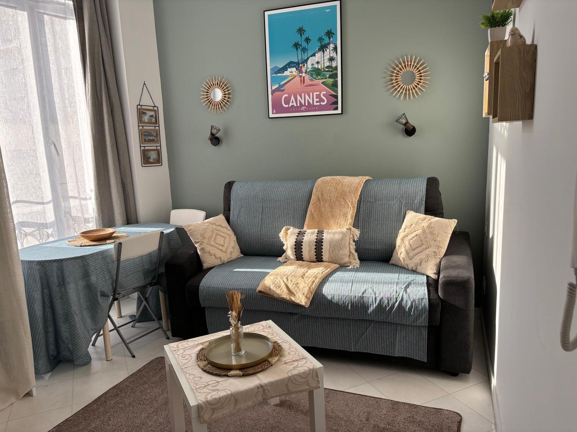 Apartamento Studio En Plein Coeur De Cannes Exterior foto